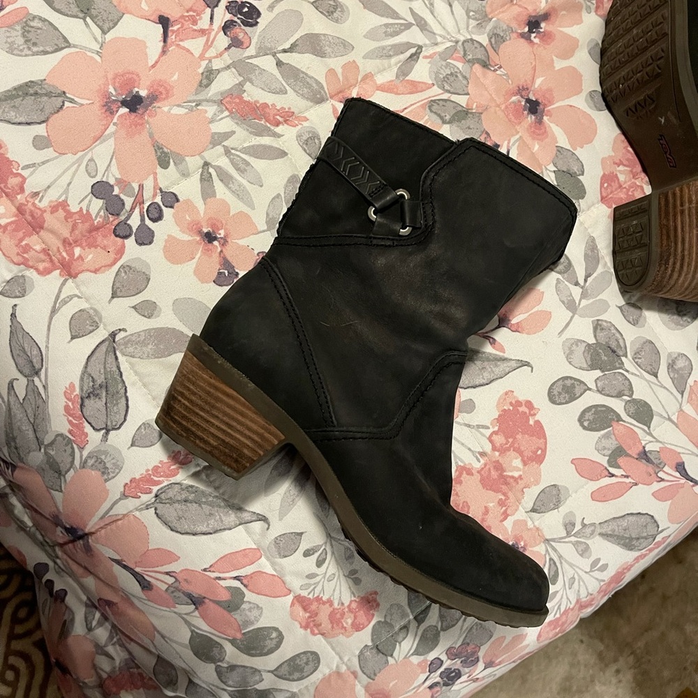 Teva Boots